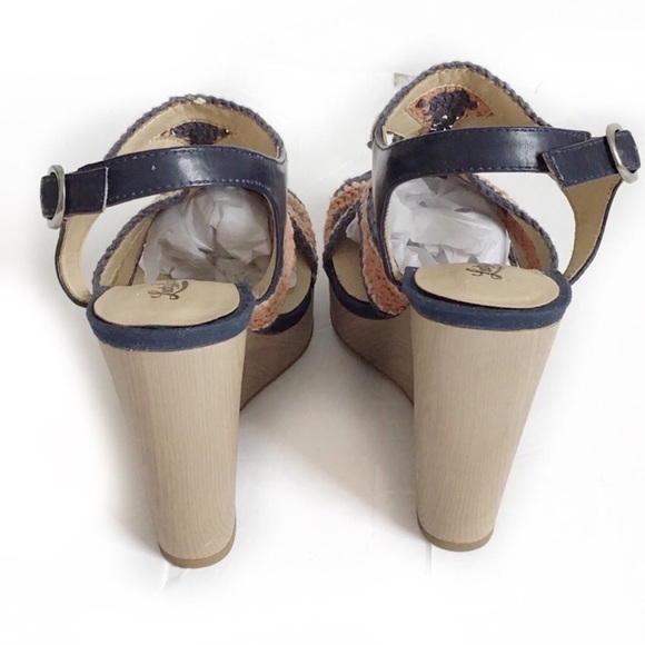 Lucky Brand-Riverr Crocheted Platform Wedge Sandal - Picture 4 of 8